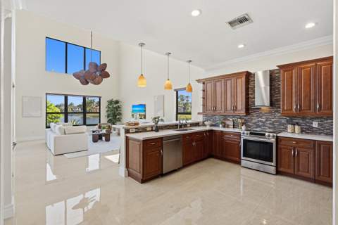 18581 SW 44th Street, Miramar FL - photo 11 of 87