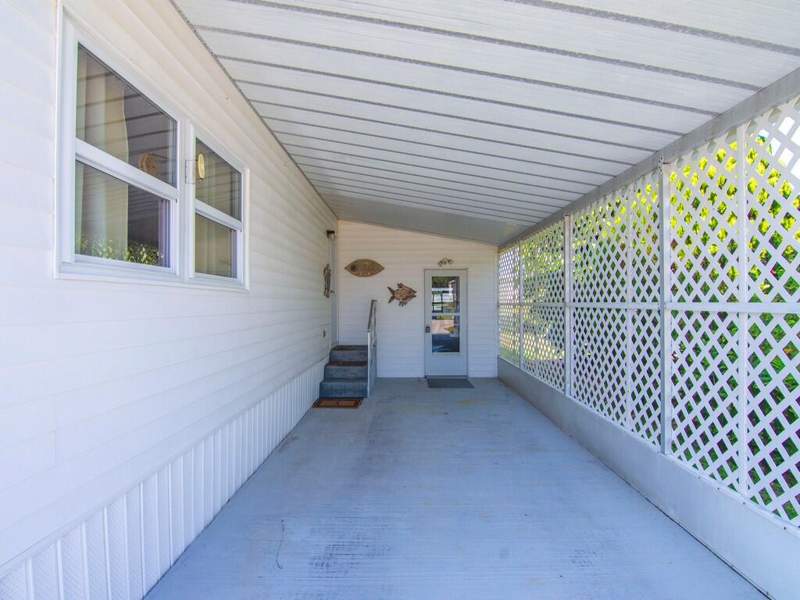 2 bedroom Manufactured Home at 58 Village Lane, Pinelake Village, Jensen Beach — photo 4