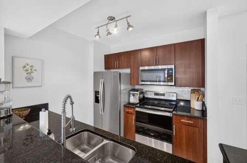 4905 Midtown Lane #2211, Palm Beach Gardens FL - photo 10 of 80