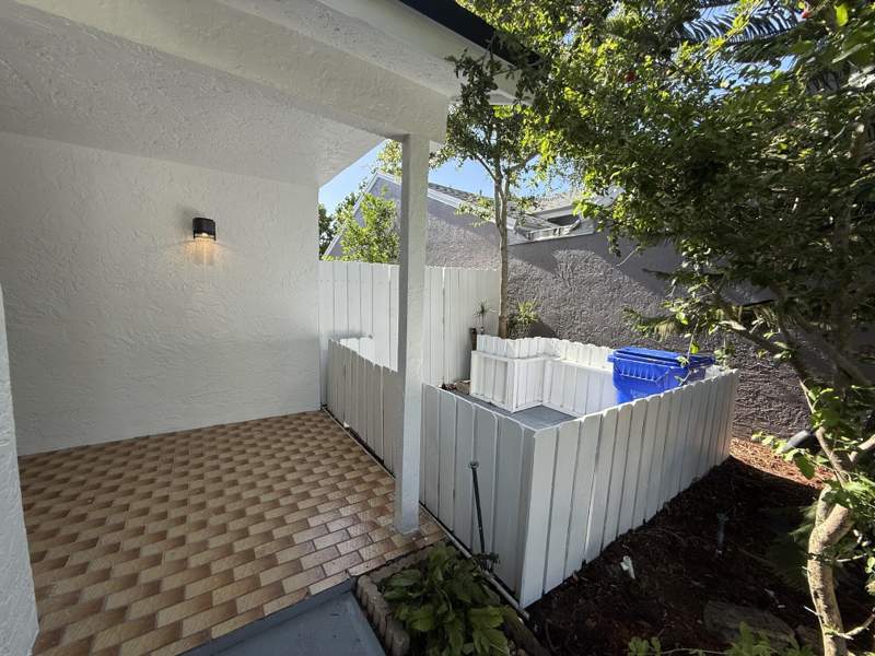 3 bedroom Single Family Residence at 1160 SW 111th Avenue, PEMBROKE LAKES SOUTH, Pembroke Pines — photo 4
