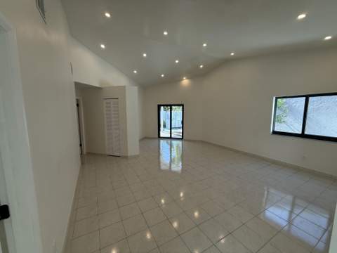 1160 SW 111th Avenue, Pembroke Pines FL - photo 12 of 28