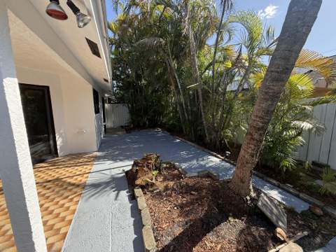 1160 SW 111th Avenue, Pembroke Pines FL - photo 8 of 28