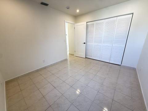 1160 SW 111th Avenue, Pembroke Pines FL - photo 20 of 28