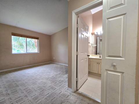 7900 NW 6th Street #205, Pembroke Pines FL - photo 7 of 28