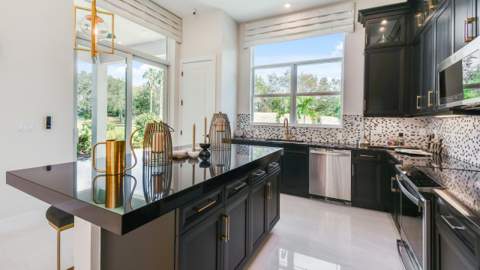 132 SE Via Tirso, Port St. Lucie FL - photo 12 of 60