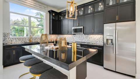 132 SE Via Tirso, home for sale on SE Via Tirso