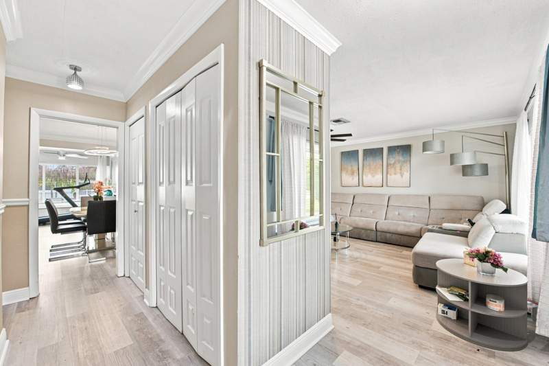 4 bedroom Single Family Residence at 1000 W River Drive, Margate 3rd Add, Margate — photo 5