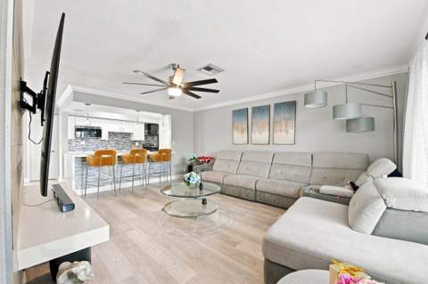 1000 W River Drive, Margate FL - photo 6 of 50