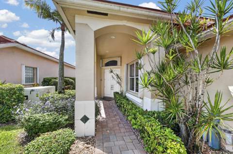 4470 HAZLETON Lane, Lake Worth FL - photo 6 of 87