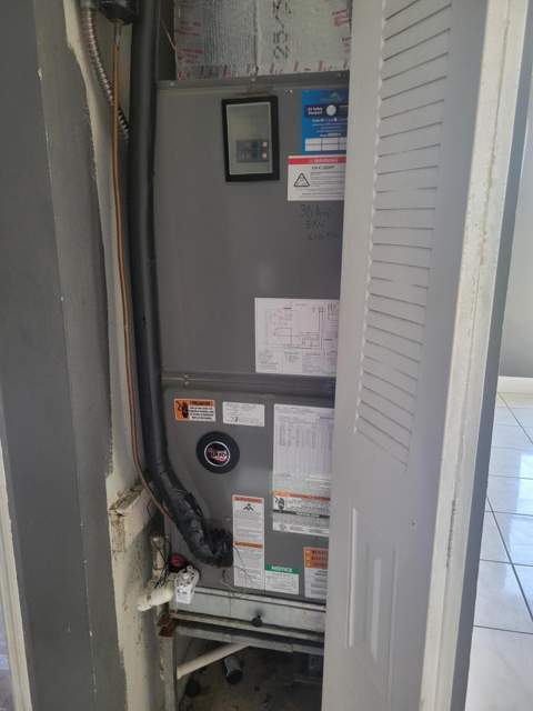 2837 Stoneway Lane #D, Fort Pierce FL - photo 8 of 24