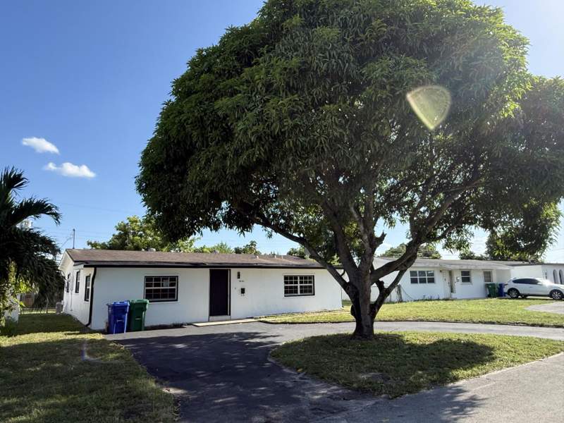 4 bedroom Single Family Residence at 7820 Orleans Street, Miramar Sec 13, Miramar — photo 3
