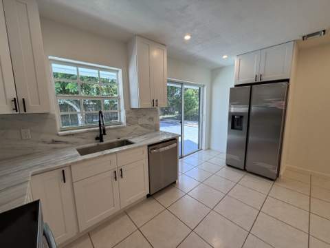 7820 Orleans Street, Miramar FL - photo 19 of 32