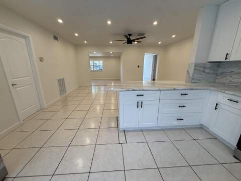7820 Orleans Street, Miramar FL - photo 16 of 32