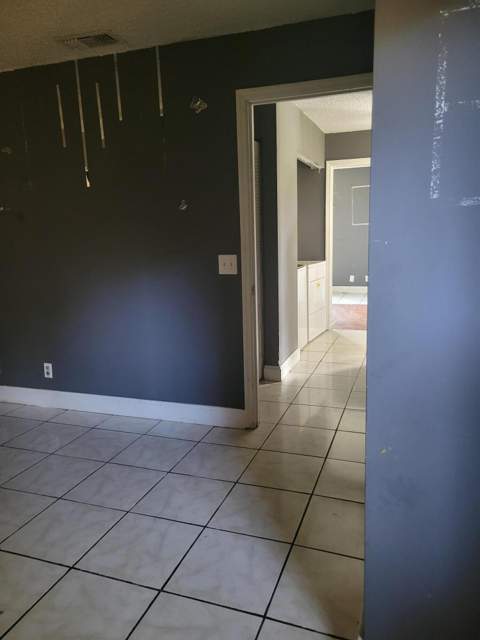 2837 Stoneway Lane #D, Fort Pierce FL - photo 14 of 24