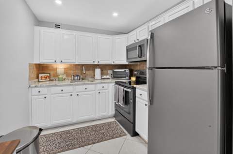 236 Preston Way #f, Boca Raton FL - photo 11 of 87