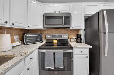 236 Preston Way #f, Boca Raton FL - photo 13 of 87