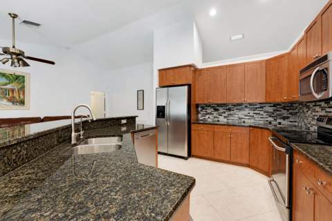 4270 NW 9th Street, Delray Beach FL - photo 7 of 30