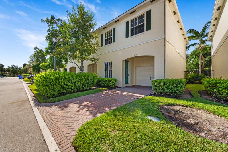3 bedroom Townhouse at 144 SW 7th Court, ORCHID GROVE REPLAT 1, Pompano Beach — photo 3