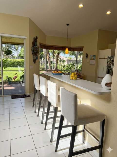 18301 NW 16th Street, Pembroke Pines FL - photo 9 of 32