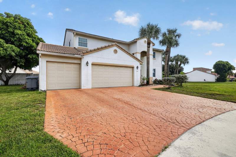4 bedroom Single Family Residence at 7781 Hanahan Place, Lake Charleston Par M, Greenacres — photo 2