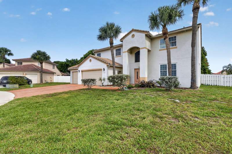 4 bedroom Single Family Residence at 7781 Hanahan Place, Lake Charleston Par M, Greenacres — photo 3