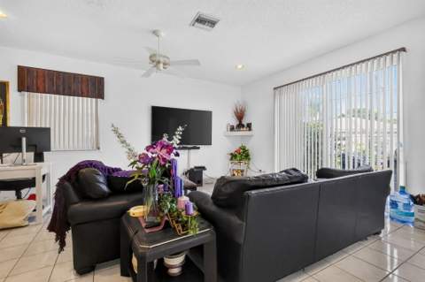 7781 Hanahan Place, Greenacres FL - photo 10 of 42
