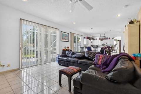 7781 Hanahan Place, Greenacres FL - photo 12 of 42
