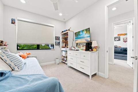 20916 NW 1st Drive, Pembroke Pines FL - photo 16 of 41