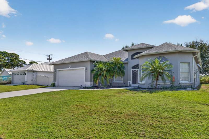 3 bedroom Single Family Residence at 1711 SE Fairfield Street, Port St Lucie Section 10, Port St. Lucie — photo 3