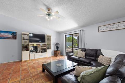 108 Cambridge Lane, Royal Palm Beach FL - photo 10 of 40
