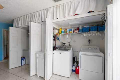 108 Cambridge Lane, Royal Palm Beach FL - photo 20 of 40
