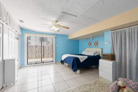 108 Cambridge Lane, Royal Palm Beach FL - photo 19 of 40