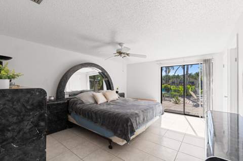 108 Cambridge Lane, Royal Palm Beach FL - photo 24 of 40