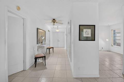 20892 Concord Green Drive, Boca Raton FL - photo 6 of 50