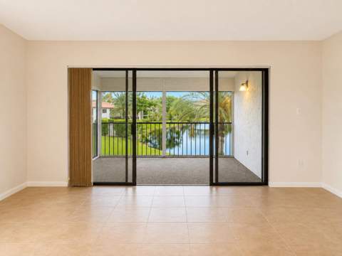9307 Vista Del Lago #17B, Boca Raton FL - photo 10 of 23