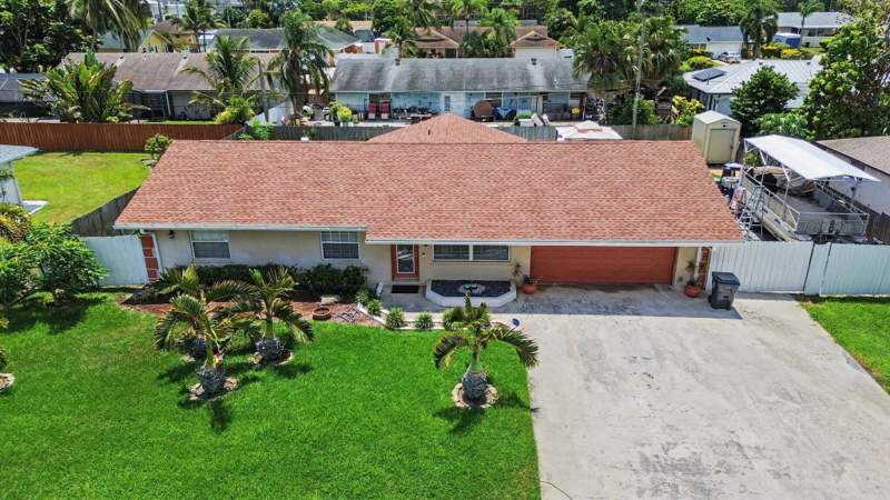 3 bedroom Single Family Residence at 3190 Starboard Drive, Hypoluxo Village 1, Lake Worth — photo 4