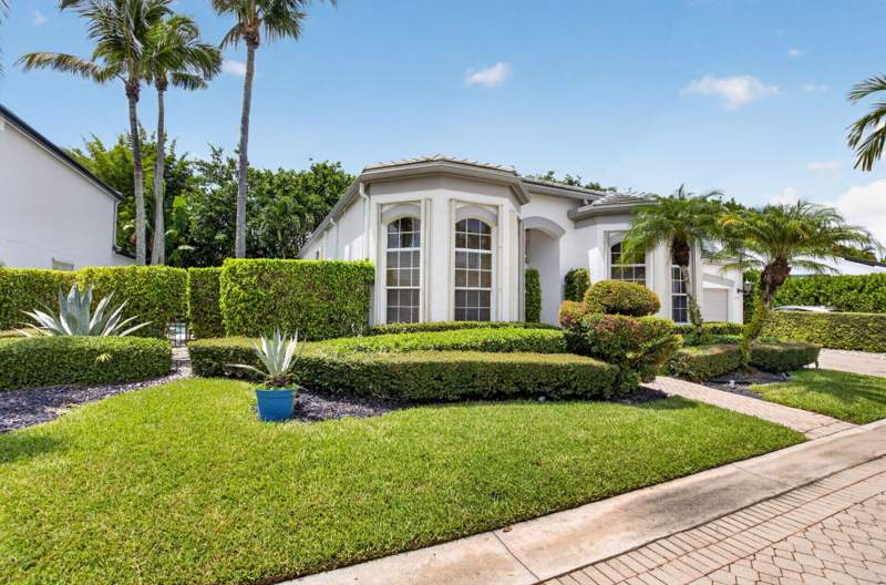 3 bedroom Single Family Residence at 6295 NW 43RD Terrace, MAYFAIR AT WOODFIELD COUNTRY CLUB, Boca Raton — photo 2