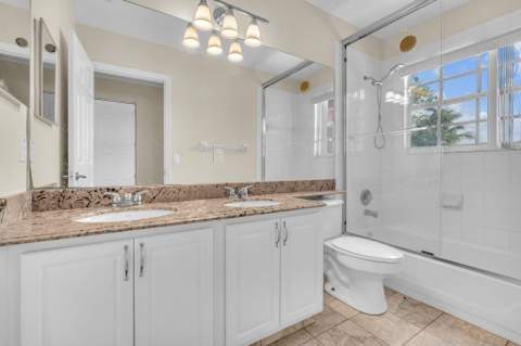 3628 Dunes Vista Drive, Pompano Beach FL - photo 15 of 34