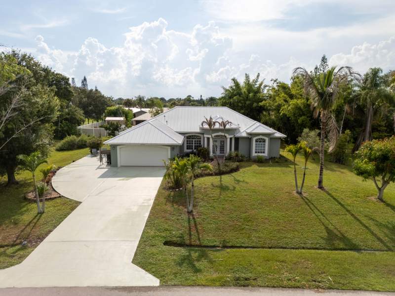 3 bedroom Single Family Residence at 2142 SE Morningside Boulevard, SOUTH PORT ST LUCIE UNIT 4, Port St. Lucie — photo 1