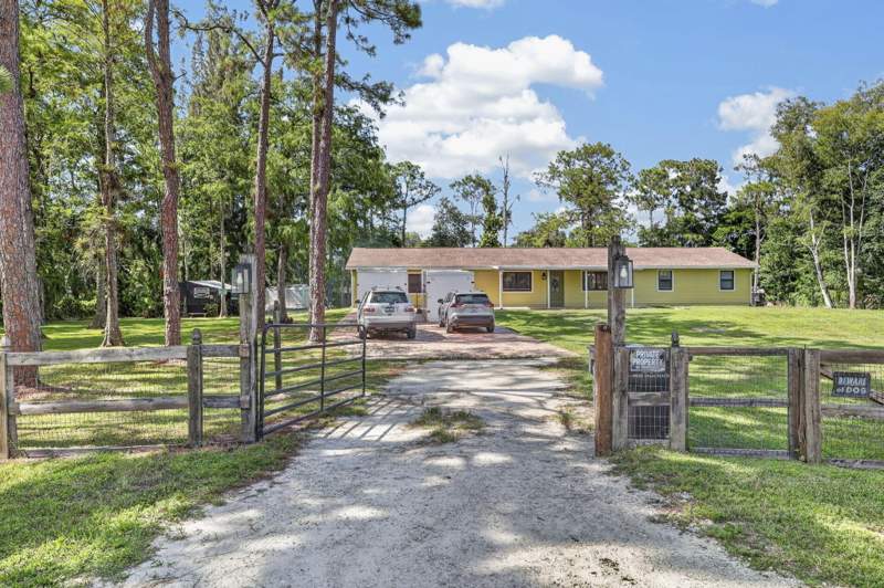 4 bedroom Single Family Residence at 13045 Orange Grove Boulevard, Acreage & Unrec, The Acreage — photo 4