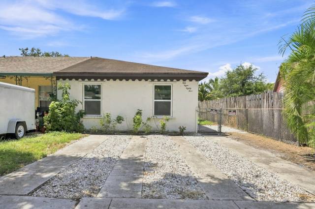 5884 S 38th Street, home for sale in Greenacres
