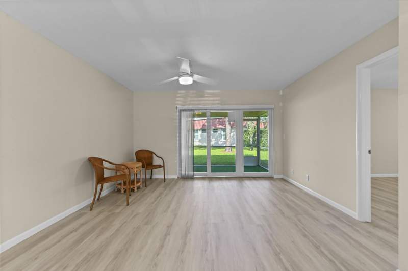 1 bedroom Condominium at 812 Salem Lane, Covered Bridge, Lake Worth — photo 4