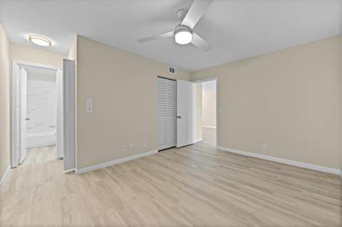 812 Salem Lane, Lake Worth FL - photo 14 of 49