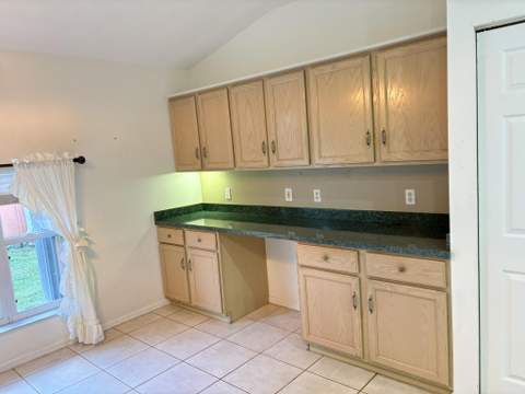 1863 SW Janette Avenue, Port St. Lucie FL - photo 19 of 28