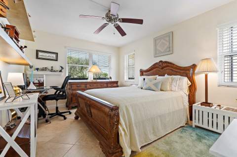 374 Golfview Road #405, North Palm Beach FL - photo 13 of 46