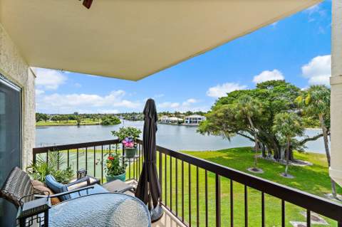 374 Golfview Road #405, North Palm Beach FL - photo 16 of 46