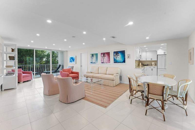 2 bedroom Stock Cooperative at 2774 S Ocean Boulevard #409, Ambassador South Dev Corp, Palm Beach — photo 5