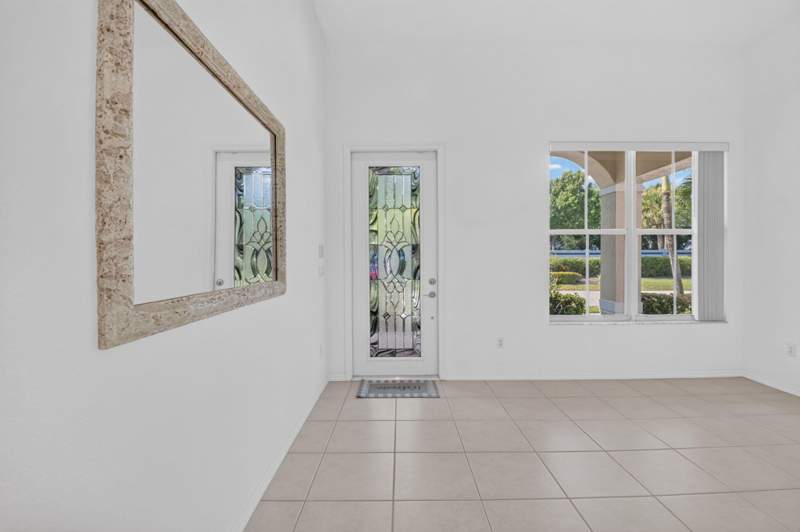 3 bedroom Single Family Residence at 8107 Bellafiore Way, Melrose Pud Pod G, Boynton Beach — photo 2