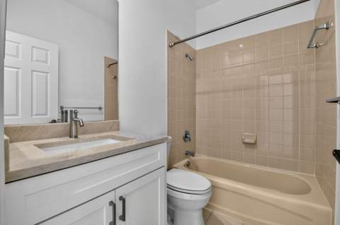 8107 Bellafiore Way, Boynton Beach FL - photo 17 of 32
