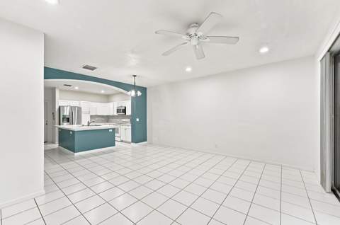 9695 Porta Leona Lane, Boynton Beach FL - photo 10 of 33